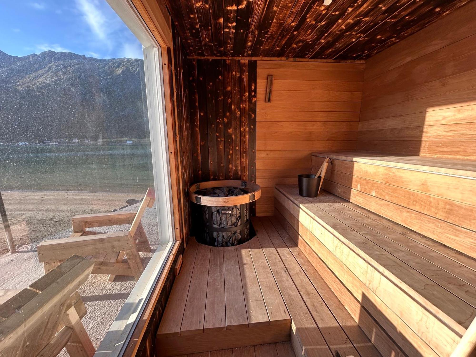 Casa Lofoten Sauna Surfing Kvalvika Reine
